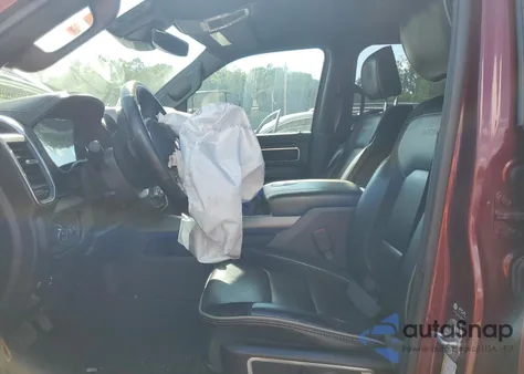 2021 Ram 1500 Laramie из США, поврежденный, VIN 1C6SRFJT3MN565644